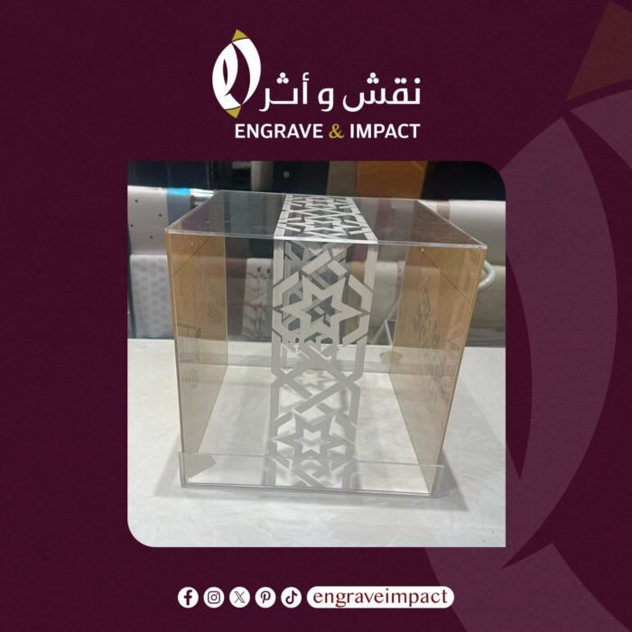 النقش على الاكريليك